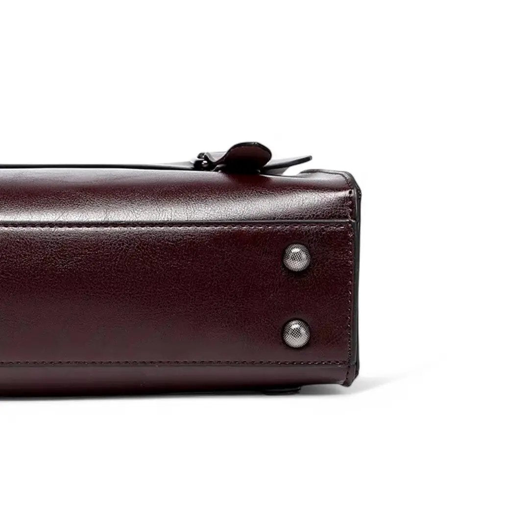 Sac à dos femme en cuir de 10 litres élégant et tendance – Havresacs - HavreS