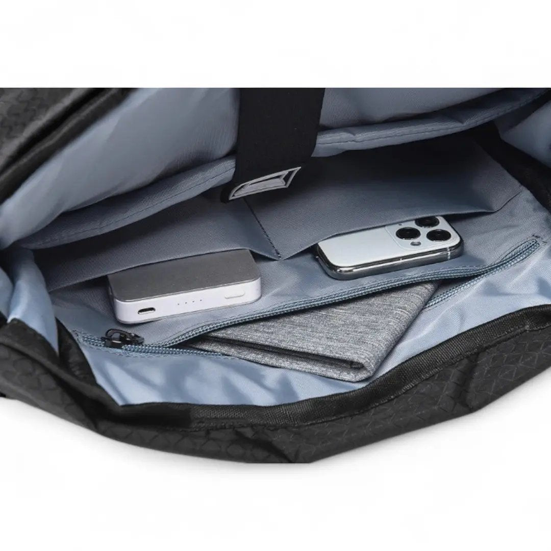 Sac à dos extensible noir de 20 litres étanche et léger – Havresacs - HavreS