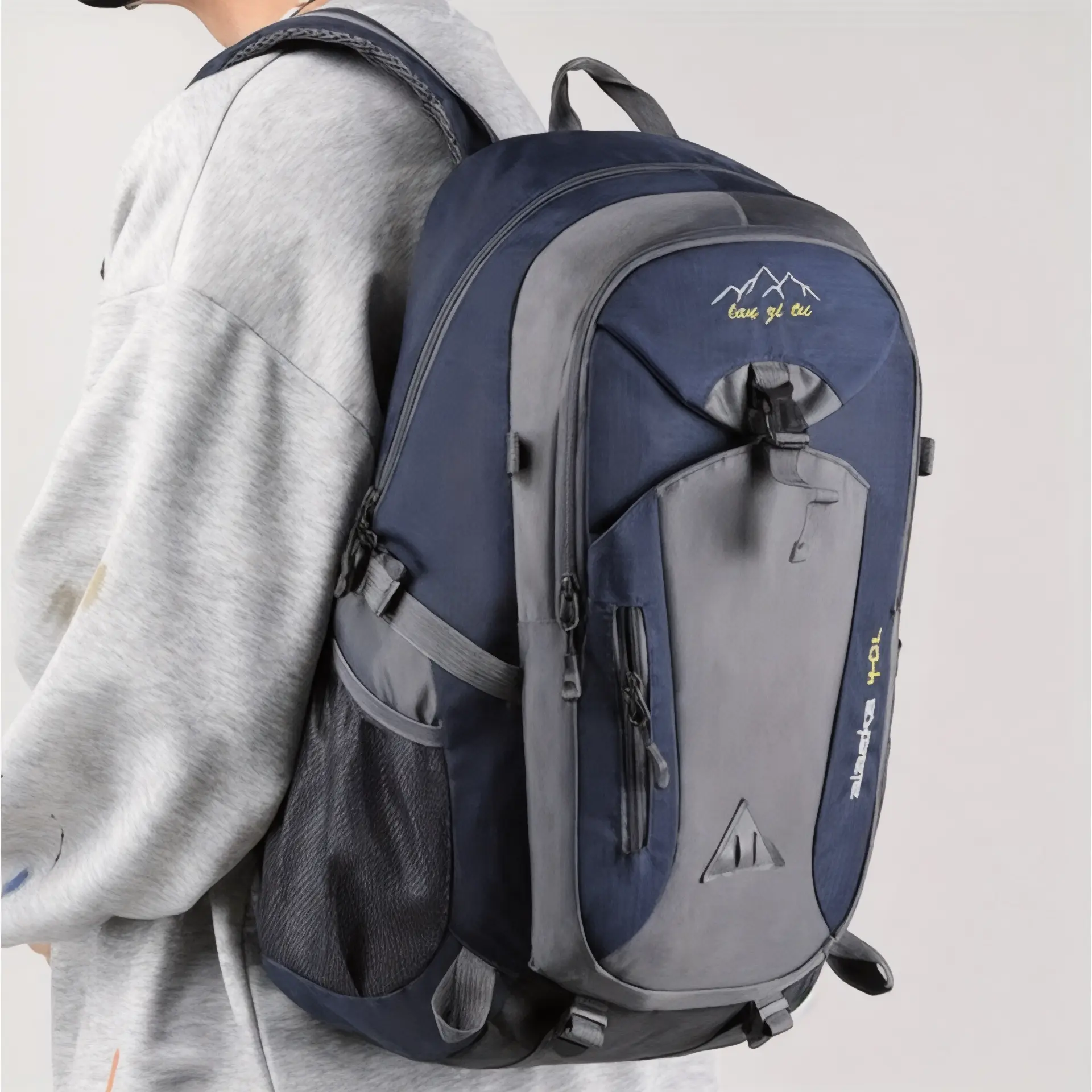 Sac à dos randonnée 40L compartiment ordinateur 17 pouces - Havresacs - HavreS