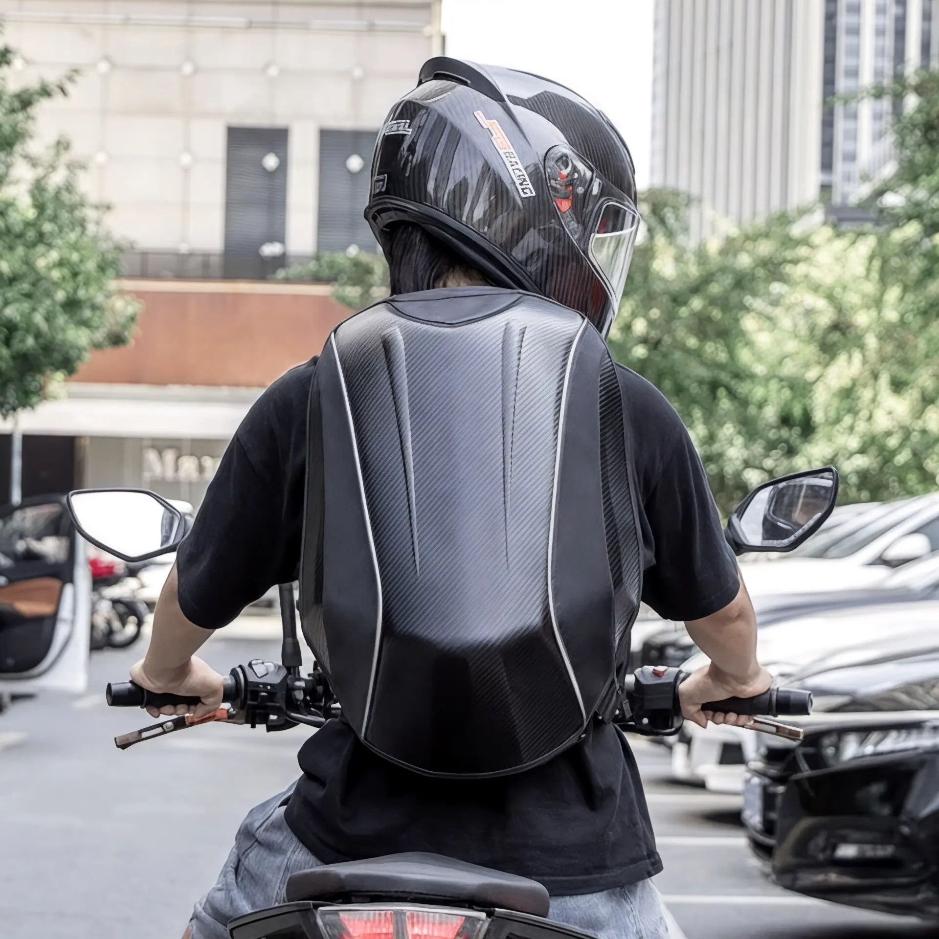 Sac à dos moto noir coque rigide de 30L - Havresacs - HavreS