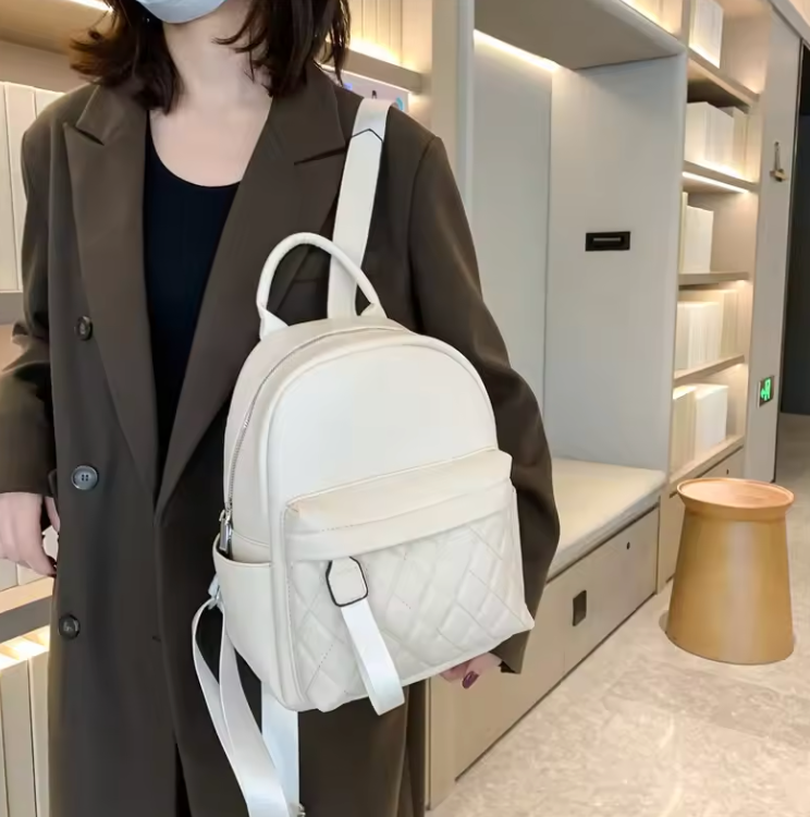 Sac à dos femme personnalisable NomadeChic – Havresacs