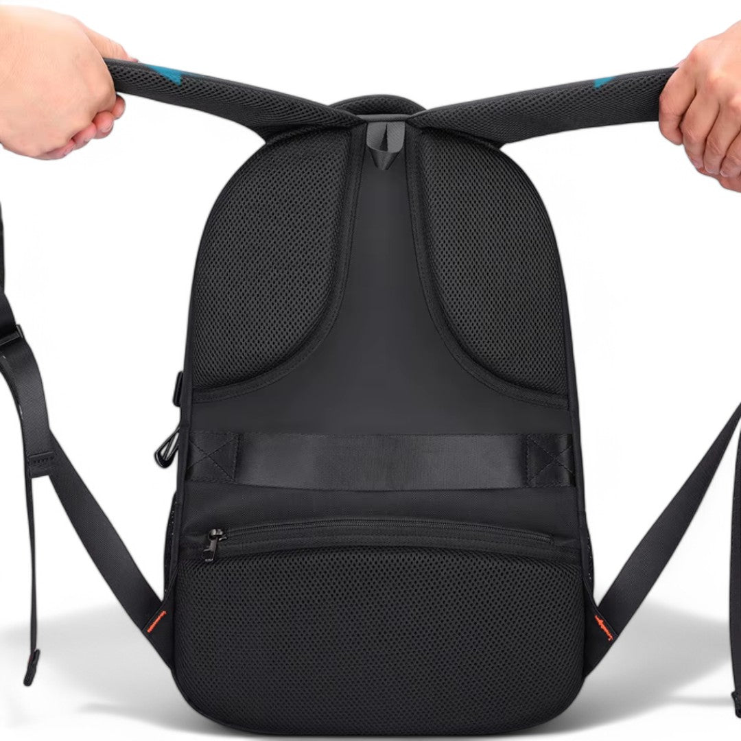 Sac à dos voyage noir de 30L – Étanche, Connecté & PC 15,6"