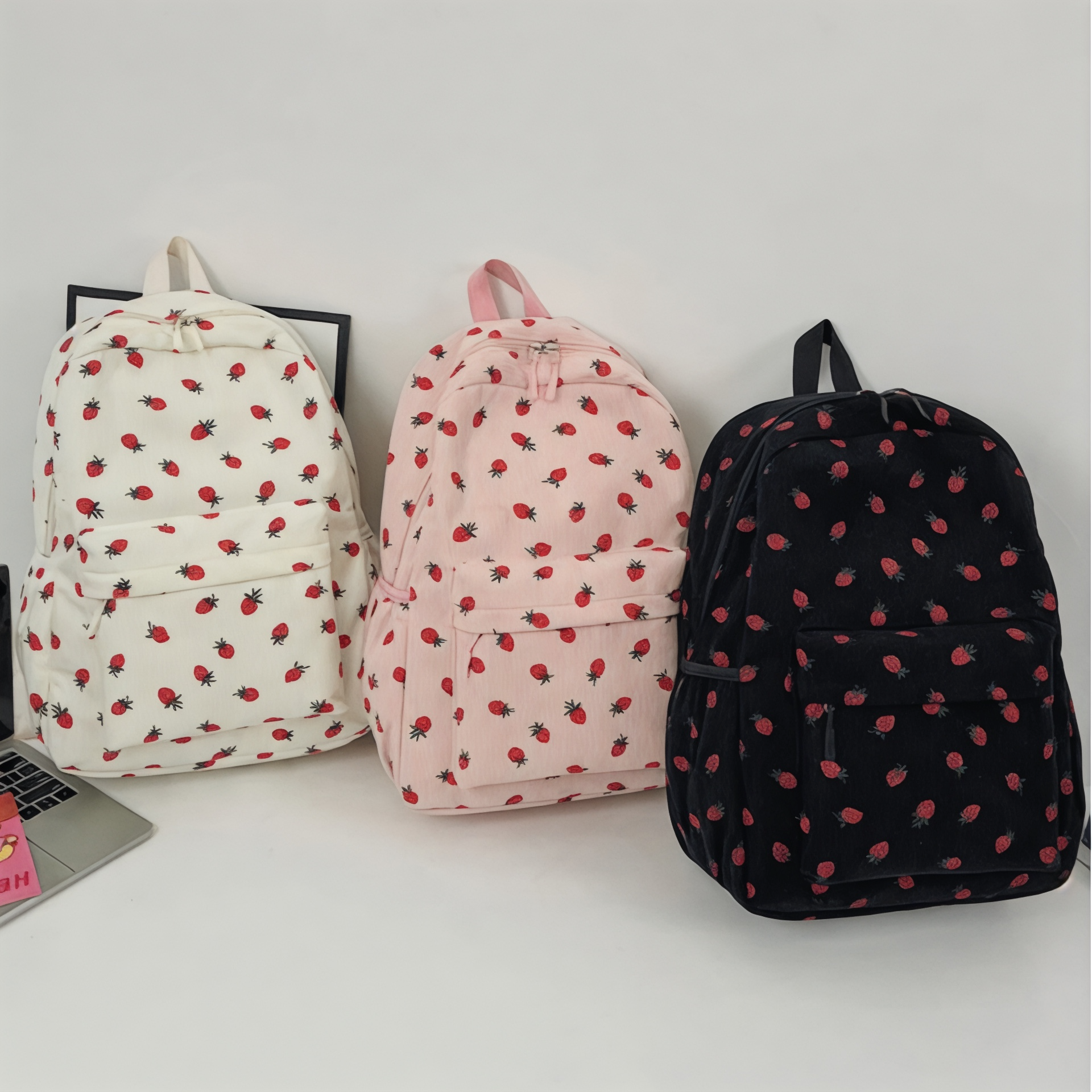 Sac à Dos Femme Motif Fraise 20L – SweetStrawberry – Havresacs